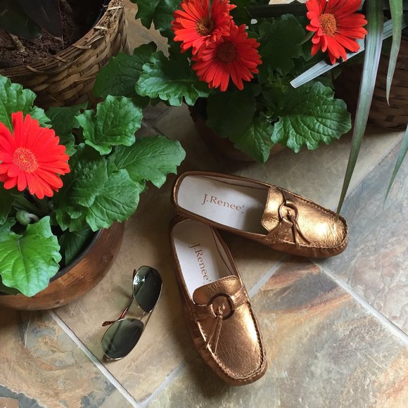 J. Renee Bronze Metallic Leather Mule/Slide (NEW) - Picture 4 of 15